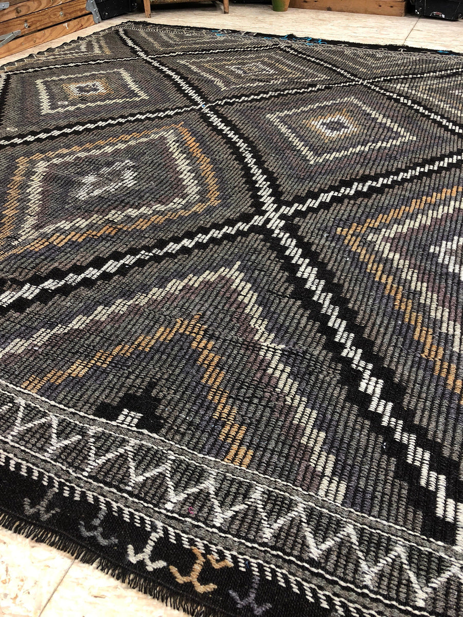7 x 10 Large Bohemian Kilim Rug Muted Deep Plum, Gray & Black