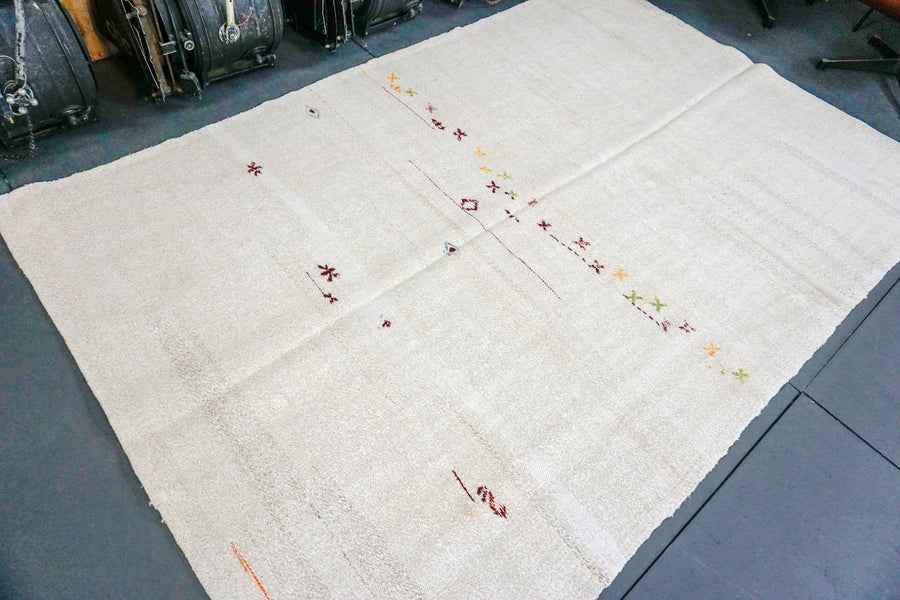 MCM Organic Hemp Rug 6 x 8 Vintage Turkish Kilim White + Ecru