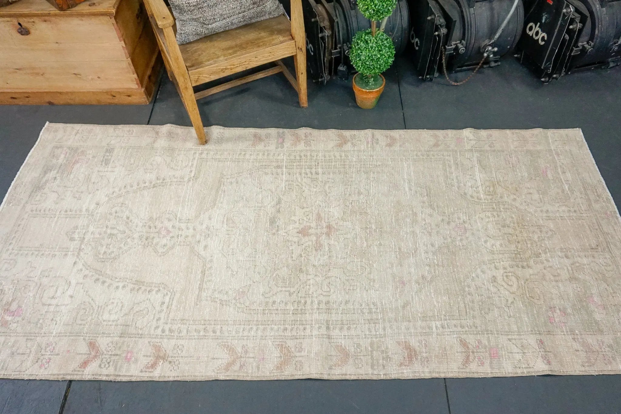 3'9 x 8'4 Oushak Rug Muted Taupe, Gray, Blush + Pink '2281 Linda's Barn