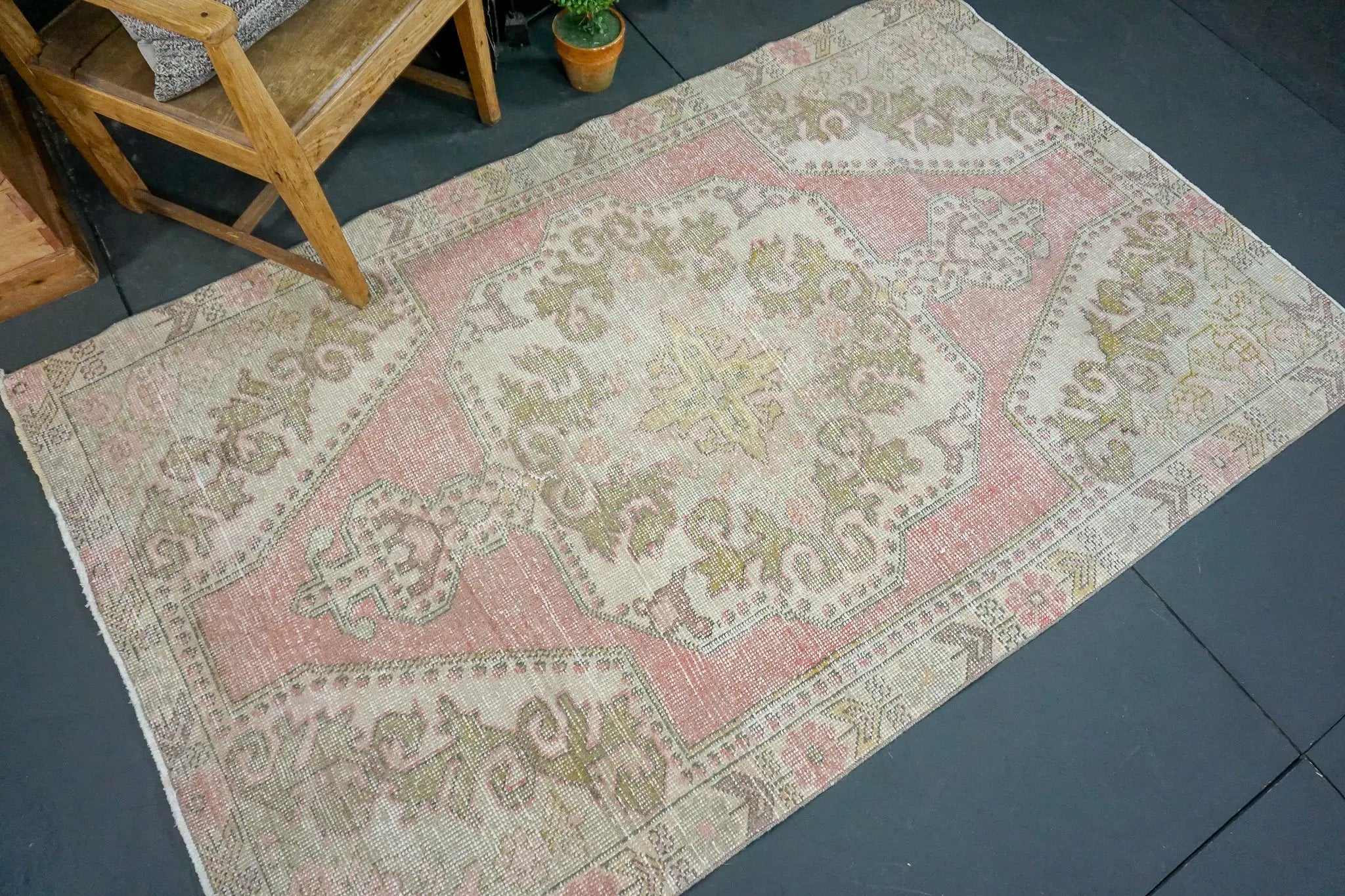 4'5 x 7'3 Oushak Rug Faded Red & Olive Green Carpet '2245 Linda's Barn