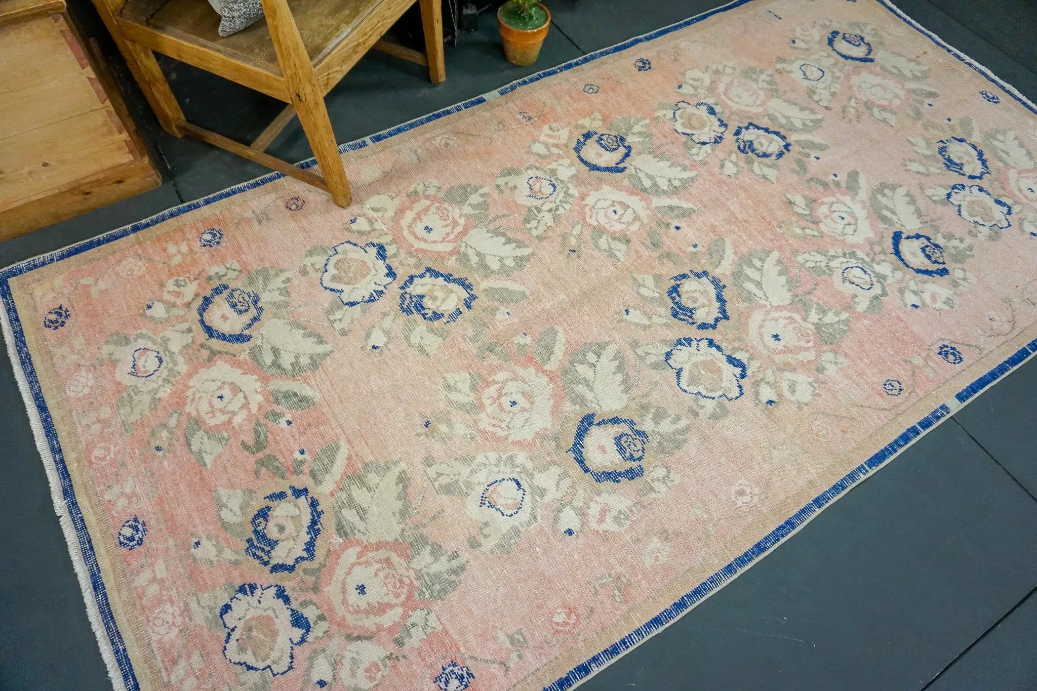 4'8 x 9' Oushak Rug Faded Pink, Blue & Cream '2213 Linda's Barn