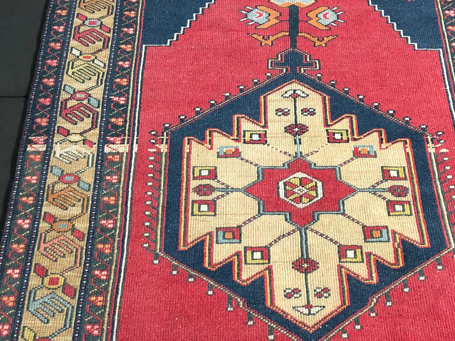 4'1 x 8'3 Oushak Rug Red, Tan + Blue
