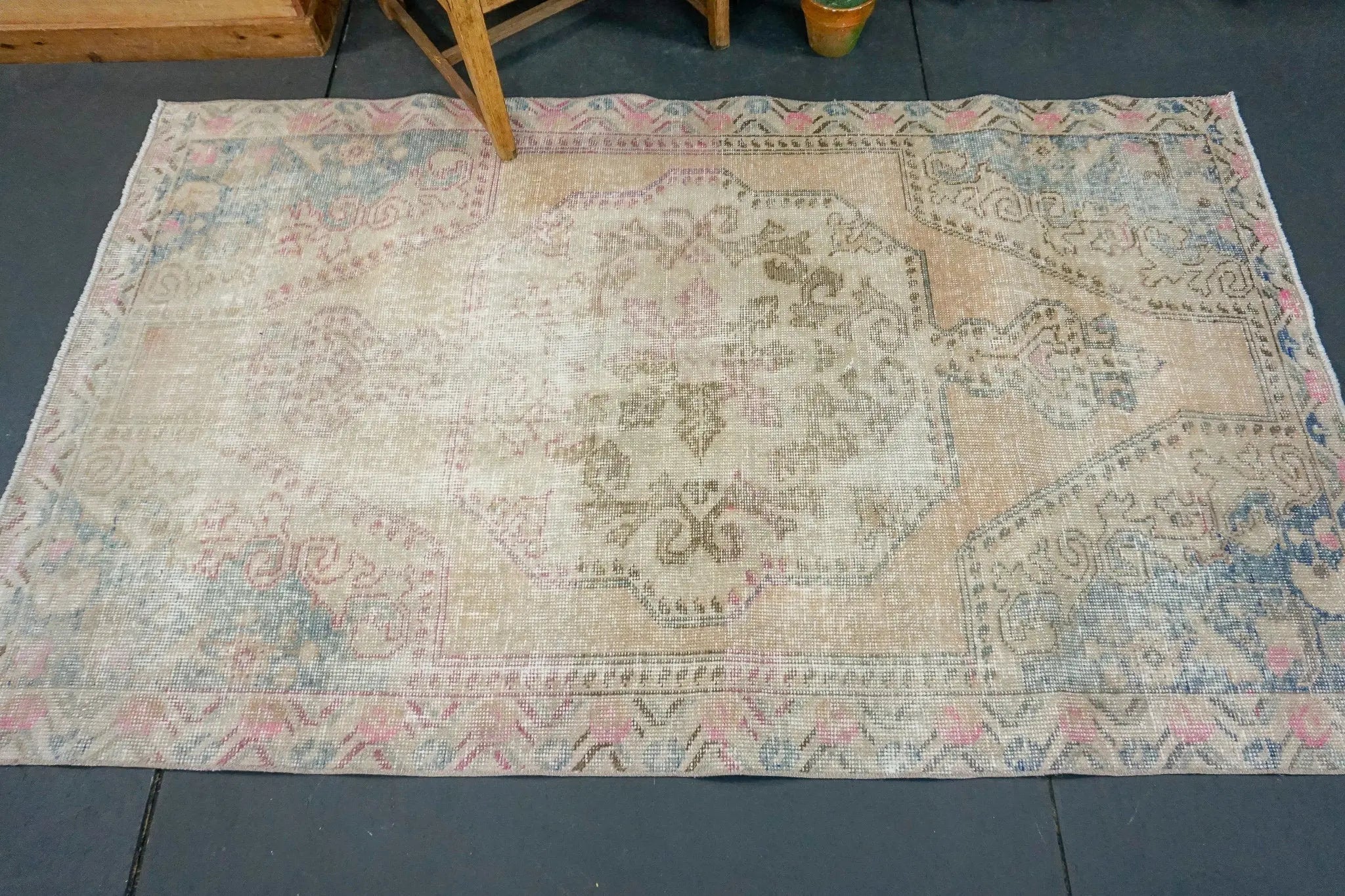 4'3 x 7'2 Oushak Rug Faded Cream, Sand, Baby Pink & Blue '2292 Linda's Barn