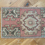 1’6 x 2’2 Vintage Turkish Oushak Rug Muted Red Wine, Apricot + Cream '4610