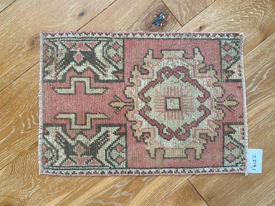 1’6 x 2’2 Vintage Turkish Oushak Rug Muted Red Wine, Apricot + Cream