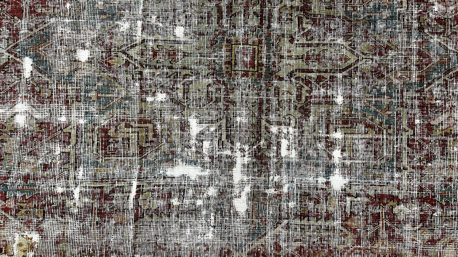 9’ x 11’3 Classic Vintage Rug Muted Grays, Reds, Blues, Greens