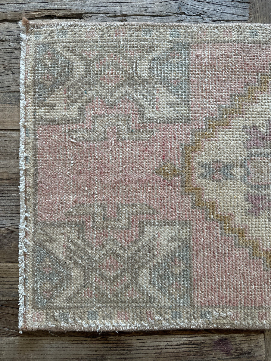 1’6 x 2’9 Turkish Rug Very Muted Pink, Beige + Gray