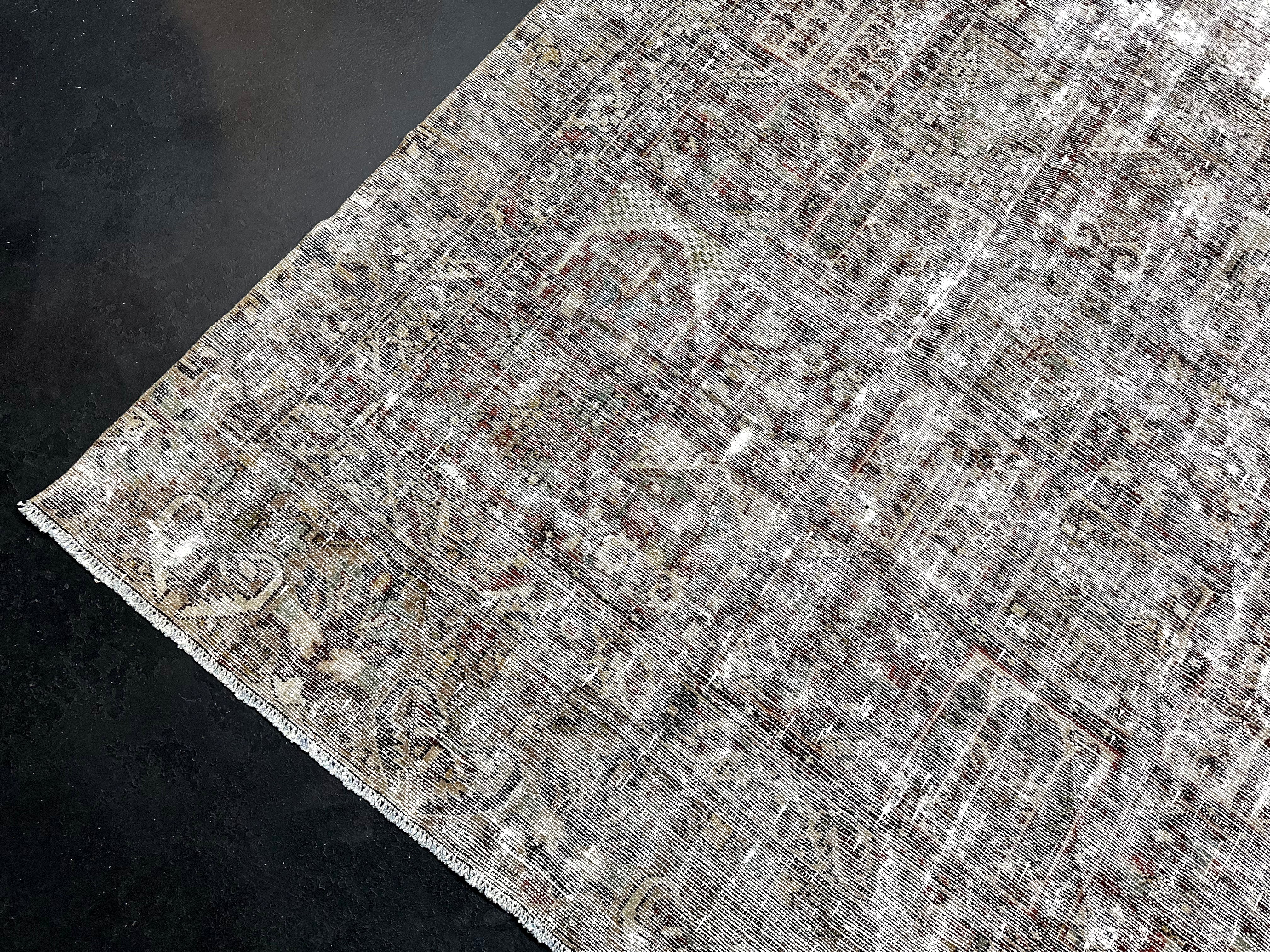 8’8 x 12’5 Classic Vintage Rug Muted Wine, Blues, Greens '5088 Linda's Barn