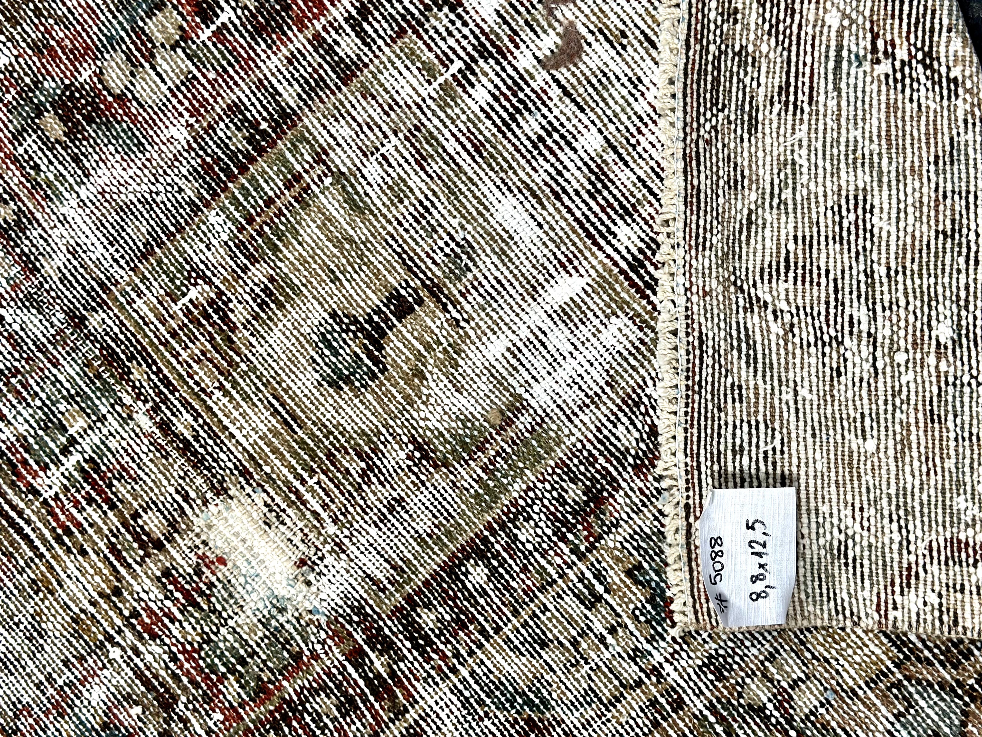 8’8 x 12’5 Classic Vintage Rug Muted Wine, Blues, Greens '5088 Linda's Barn