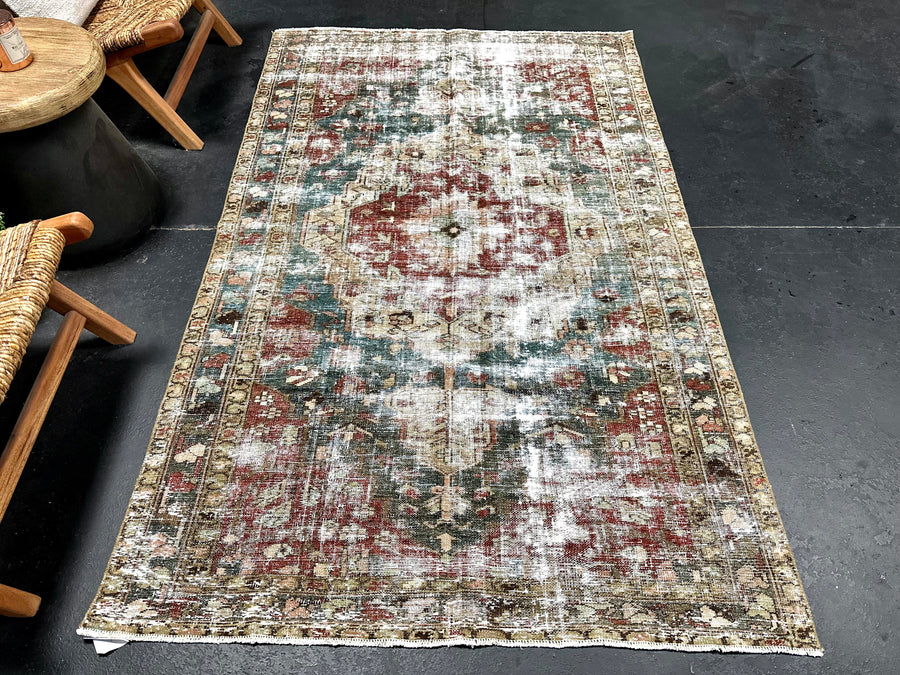 4’4 x 7’ Classic Vintage Carpet Muted Midnight Blue, Wine & Taupe SB