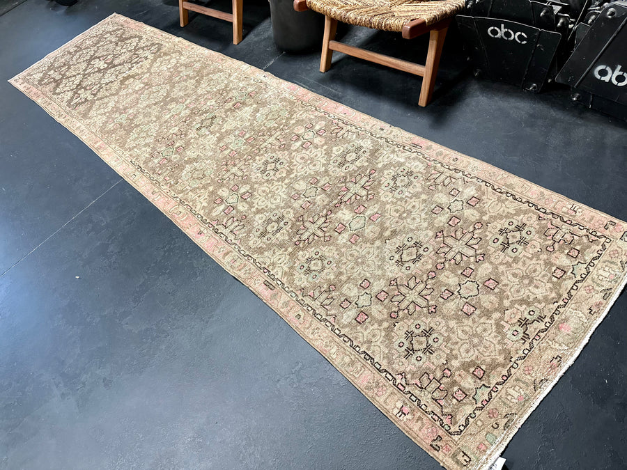 3’1 x 12’6 Classic Vintage Runner Muted Brown, Mint Green & Pink