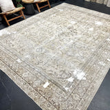 9’4 x 13’ Classic Vintage Rug Muted Gray-Beige + Chocolate