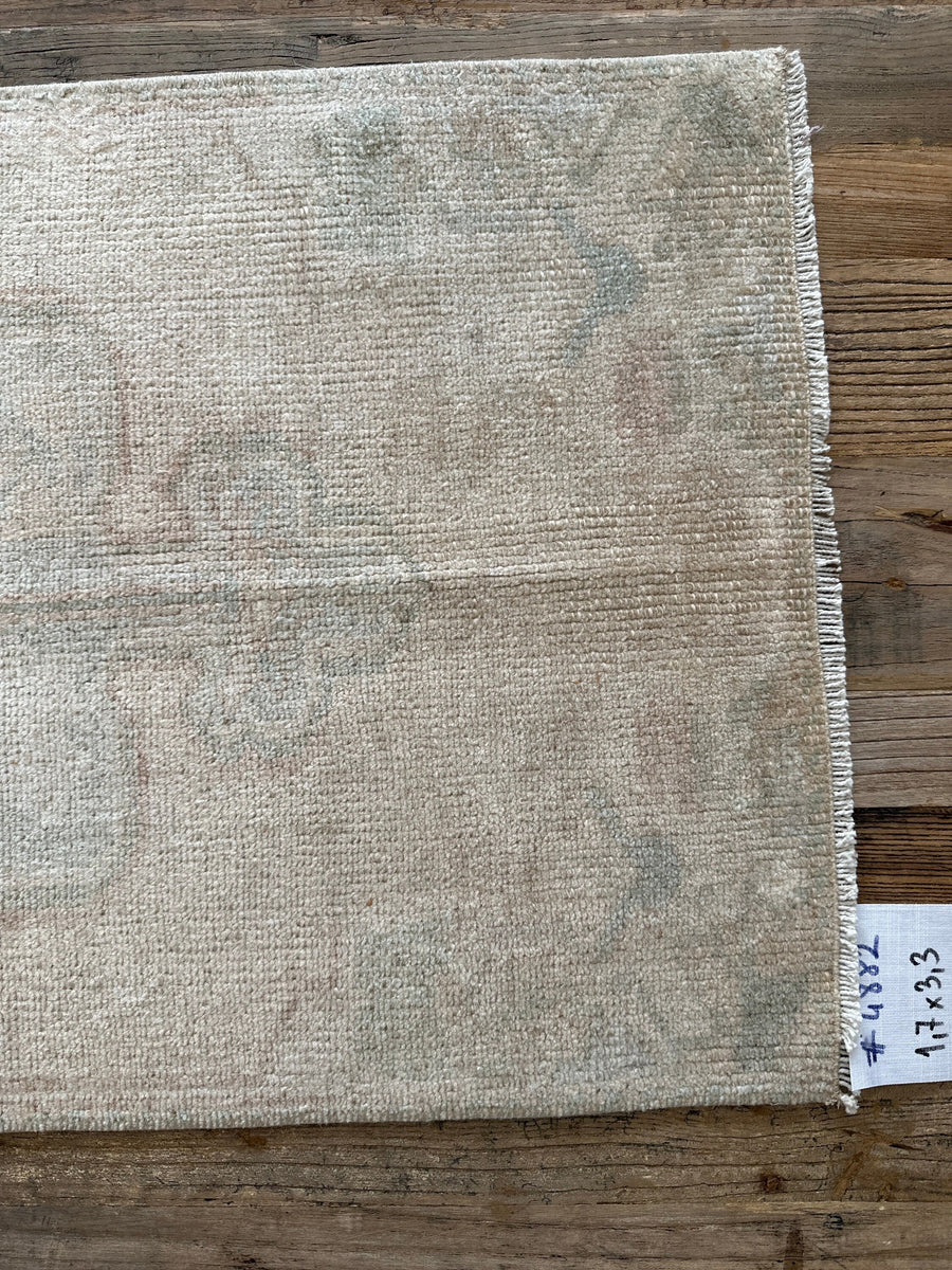1’7 x 3’3 Antique Taspinar Rug Muted Beige & Sea Foam Green