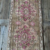 2 x 3 Antique Kars 4848