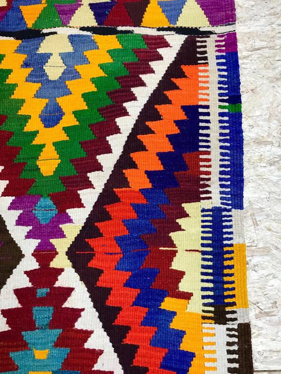5 X 7 Kilim Rug Gold, Yellow, Brown, Rust and Blue