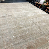 11’2 x 15’7 Classic Vintage Rug Muted Gray-Beige + Sea Blue