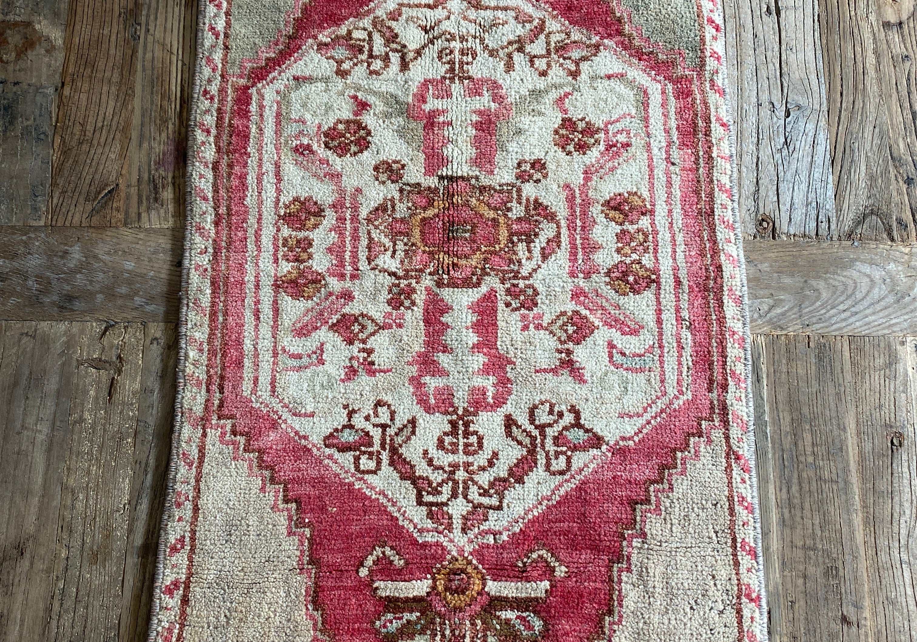 1’6 x 2’11 Vintage Turkish Oushak Rug Muted Beige, Red + Sage '4562 Linda's Barn