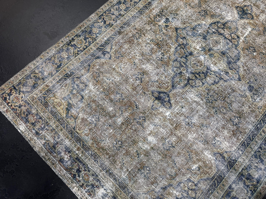 4’5 x 6’8 Classic Antique Rug Muted Indigo Blue, Camel & Gray SB