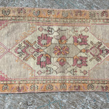 1’4 x 4’2 Vintage Oushak Mat Runner Very Muted Wine, Apricot & Beige SB '4556