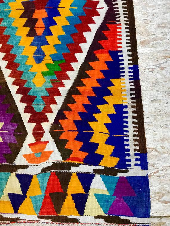 5 X 7 Kilim Rug Gold, Yellow, Brown, Rust and Blue