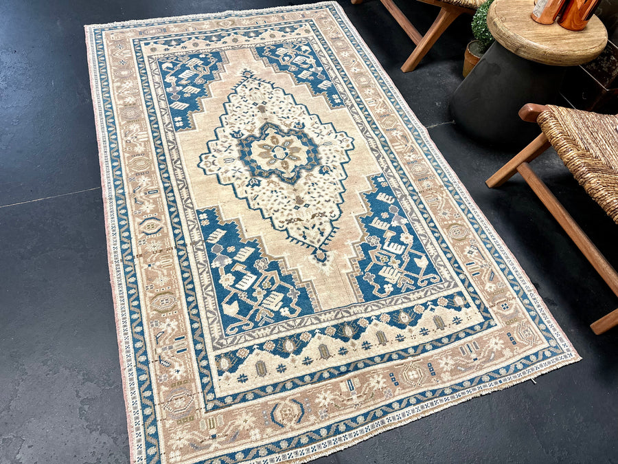 4’1 x 6’8 Vintage Turkish Taspinar Rug Blue, Cream & Beige