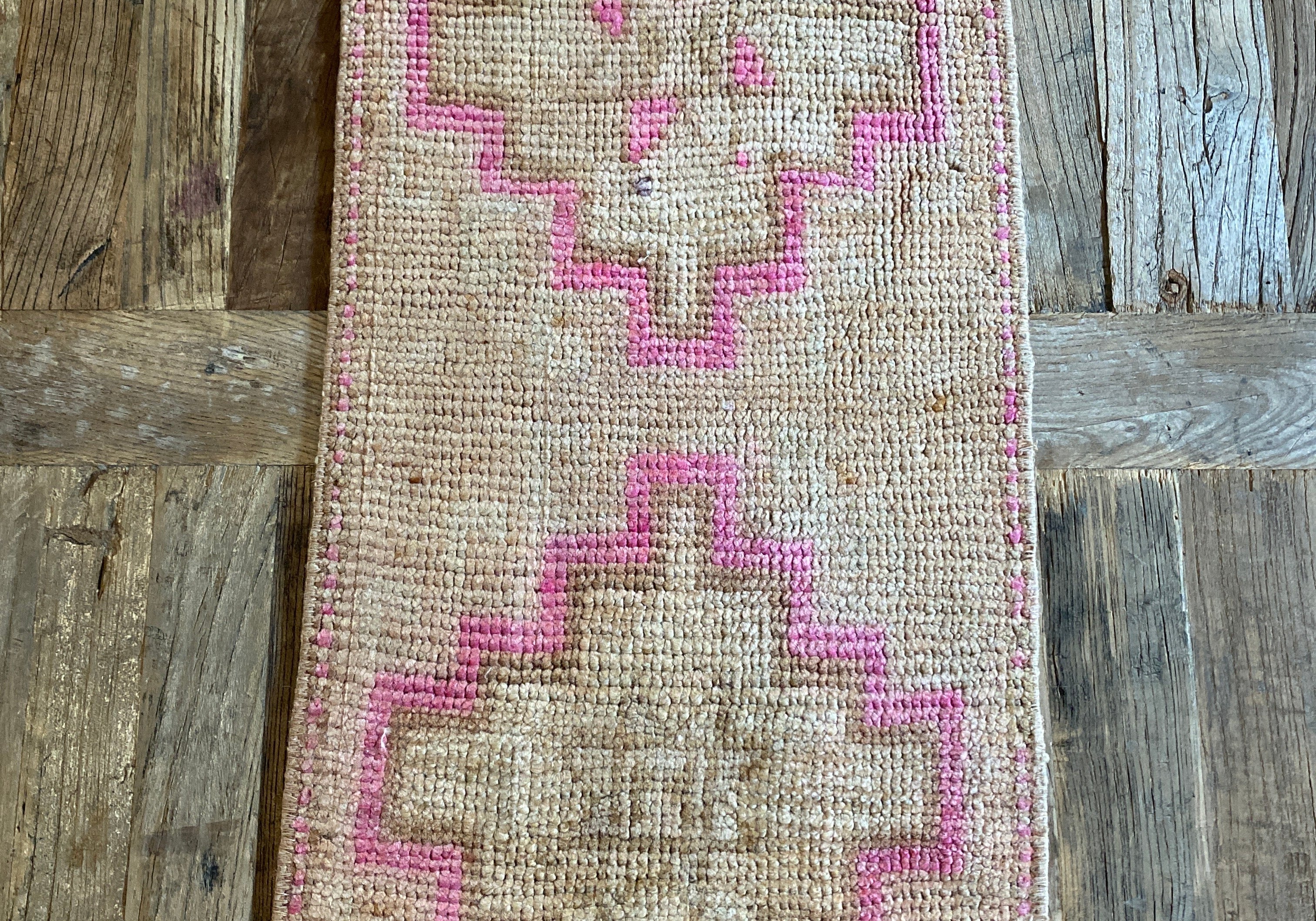 1’1 x 2’8 Antique Kars Rug Muted Camel Beige & Pink '4796 Linda's Barn