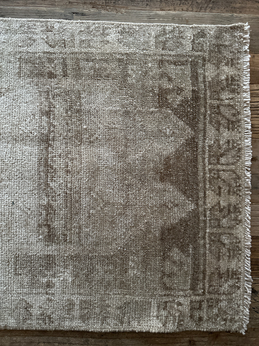 1’8 x 3’5 Antique Taspinar Rug Muted Monochromatic Colors Taupe & Greige