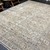 9’7 x 12’6 Classic Antique Rug Muted Beige, Brown & Clay Gray