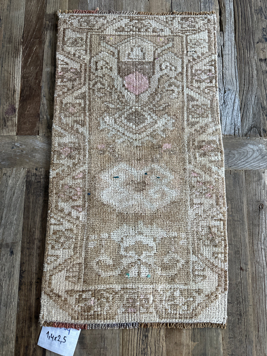 1’4 x 2’5 Antique Kars Rug Muted Beige and Gray