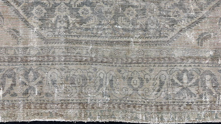 8’10 x 11’10 Classic Antique Rug Muted Beige, Forest Green & Camel Brown