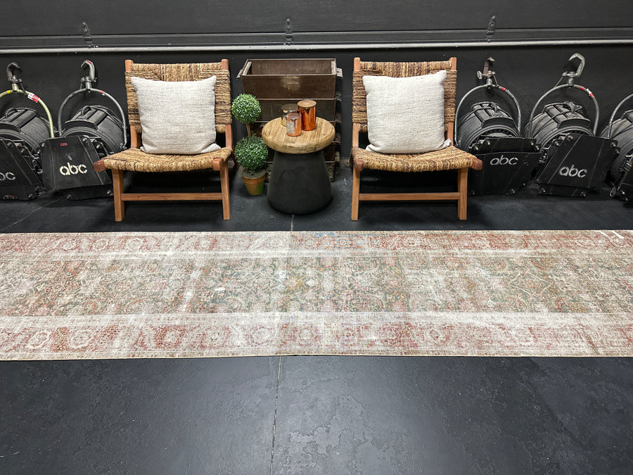 2’11 x 14’9 Classic Antique Runner Muted Clay Green, Gray & Bittersweet Red SB