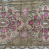 2 x 3 Antique Kars 4848