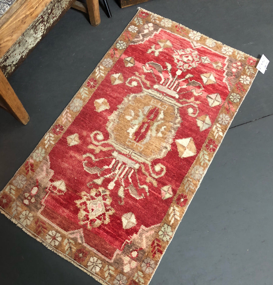 21” x 40” Vintage Turkish Oushak Rug Red, Bronze & Cream