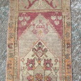 1’4 x 4’2 Vintage Oushak Mat Runner Very Muted Wine, Apricot & Beige SB '4556