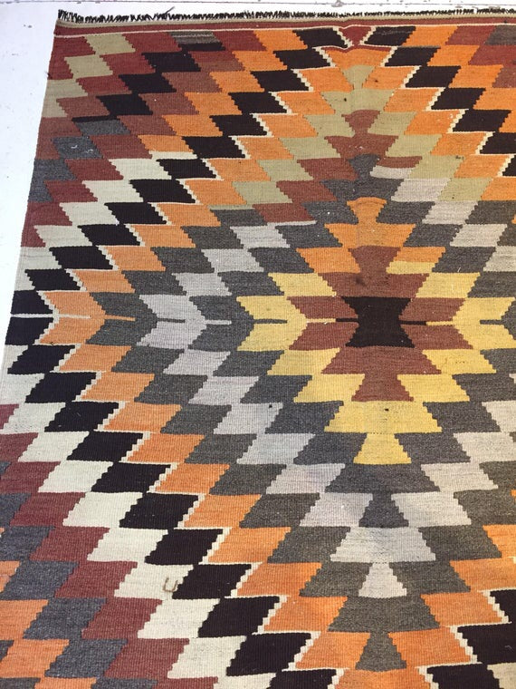 5 X 10 Vintage Turkish Kilim Earth Tones Geometric Navajo ish
