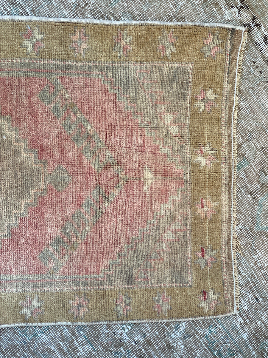 1’10” x 3’5”Vintage Turkish Oushak Mat Rug Muted Camel, Pink & Gray